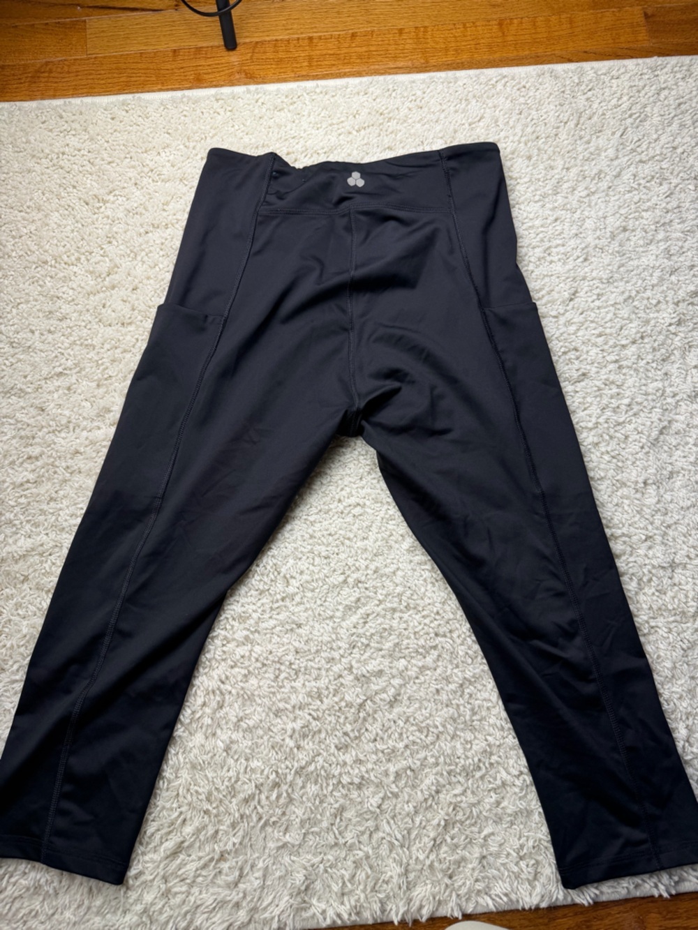 Women’s Large Cropped Tek Gear Leggings - Picture 2 of 5